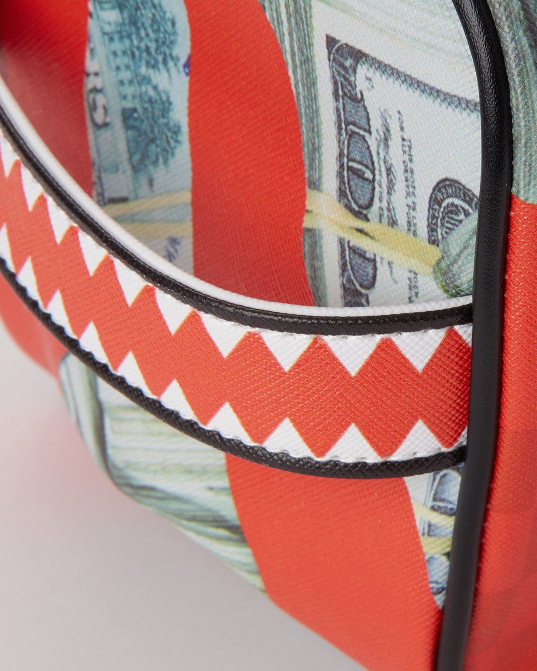 MONEY CAMO RED TOILETRY BAG - Image 7