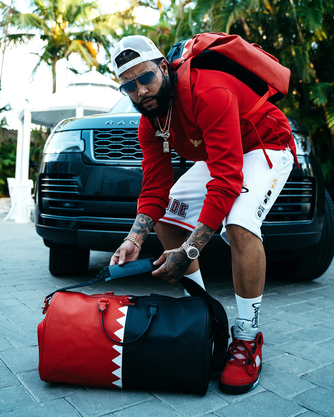 VERTICAL SHARK CUT SEW HILLS BACKPACK - Image 2