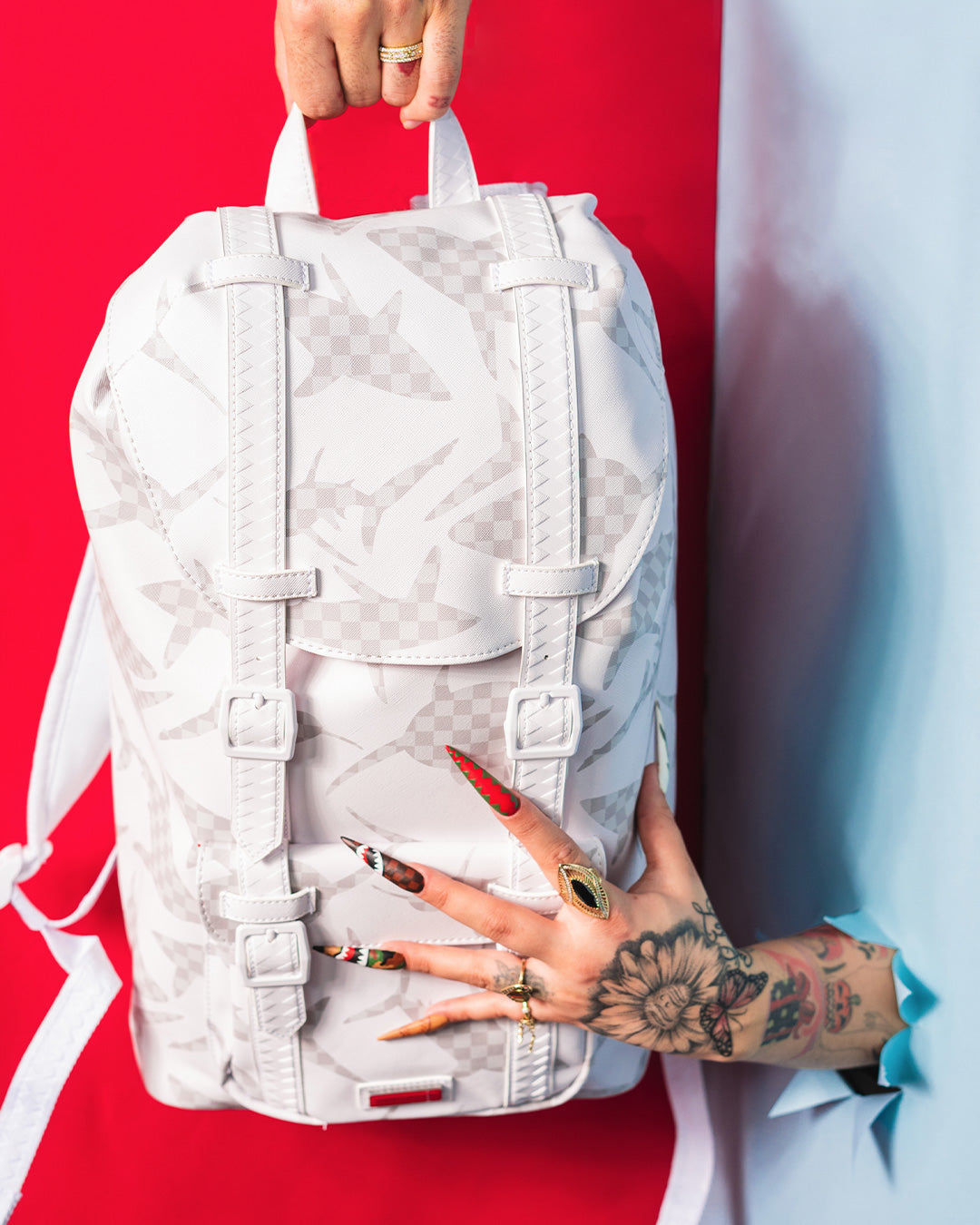 SHARK CHECK WHITE HILLS BACKPACK - Image 6