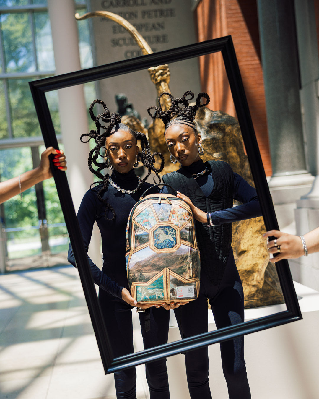 THE MET MASTERPIECES BACKPACK - Image 14