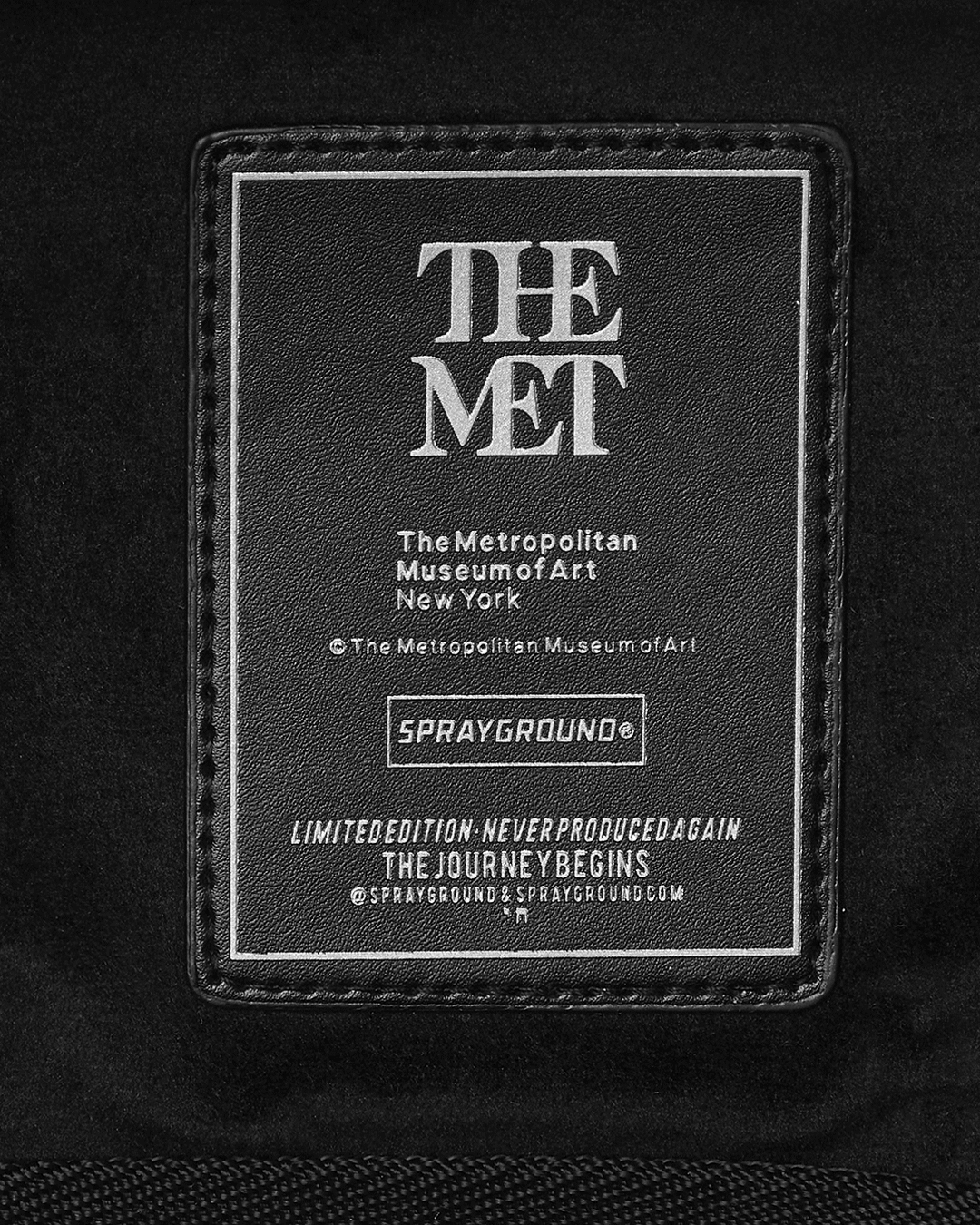 THE MET MASTERPIECES BACKPACK - Image 18