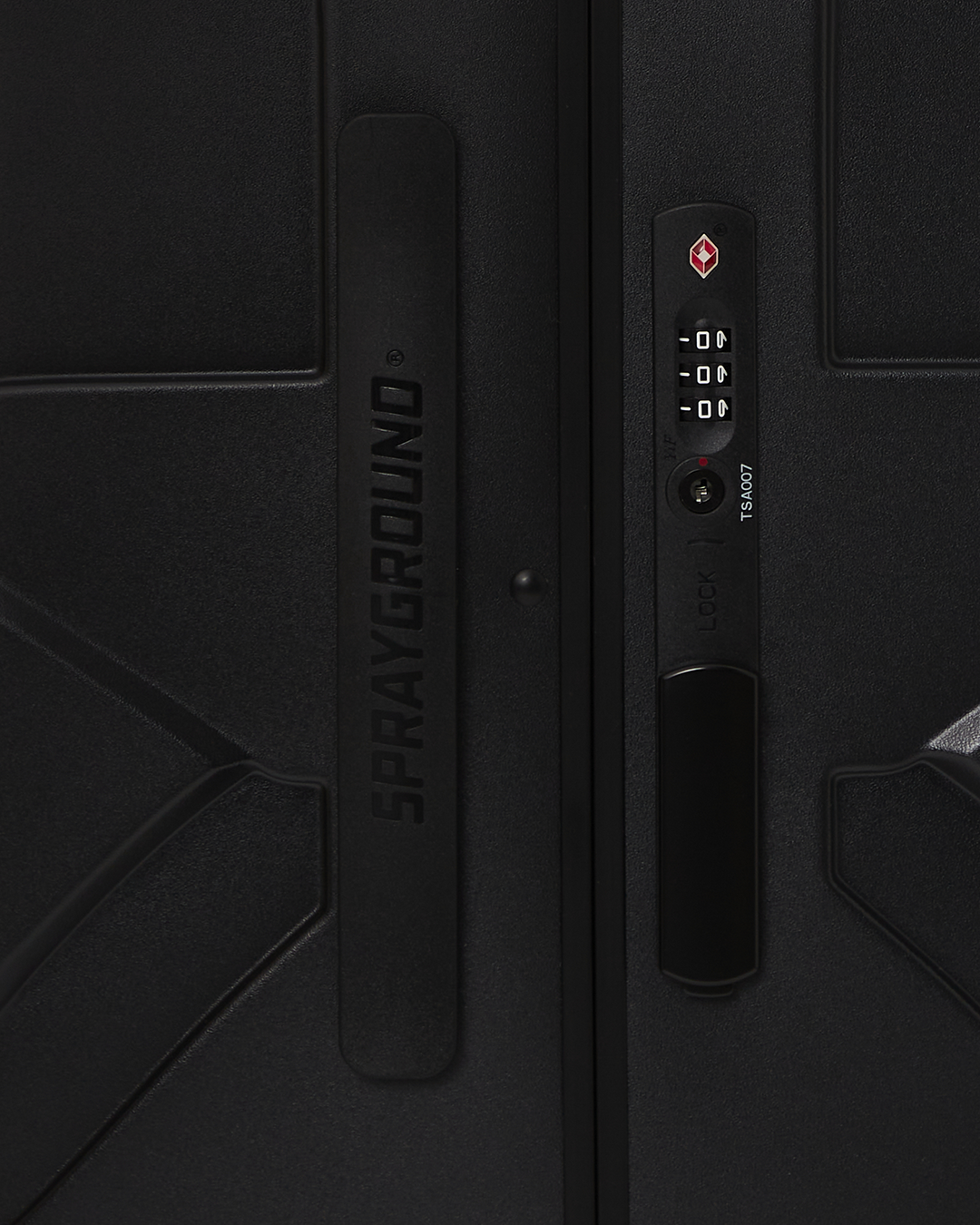 REALITY CHECK SHARKITECTURE FULL-SIZE JETBLACK LUGGAGE GOLD HARDWARE - Image 9