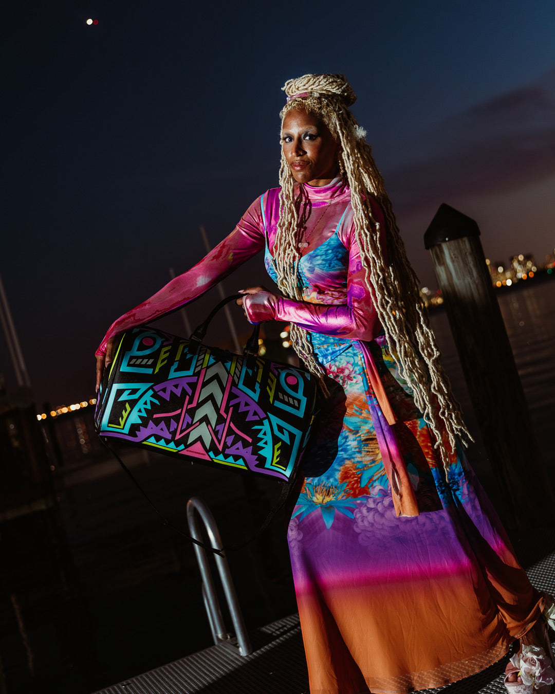 AI PATH TO THE FUTURE III DUFFLE - SANDFLOWER COLLAB GLOW IN THE DARK - Image 2