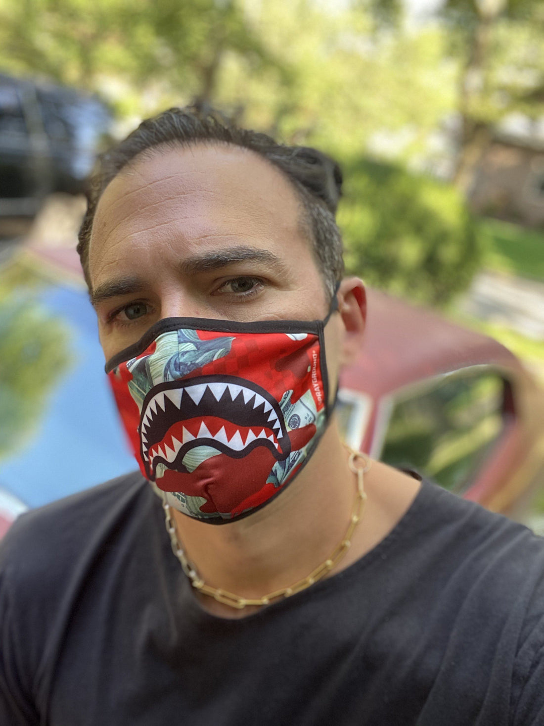 ADULT MONEY CAMO RED FORM-FITTING FACE MASK - Image 3