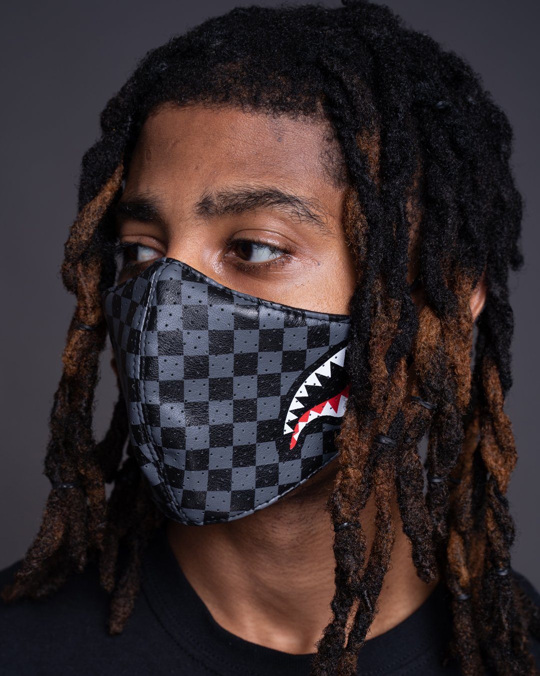 SHARKS IN PARIS GRAY VEGAN LEATHER FACE MASK - Image 2