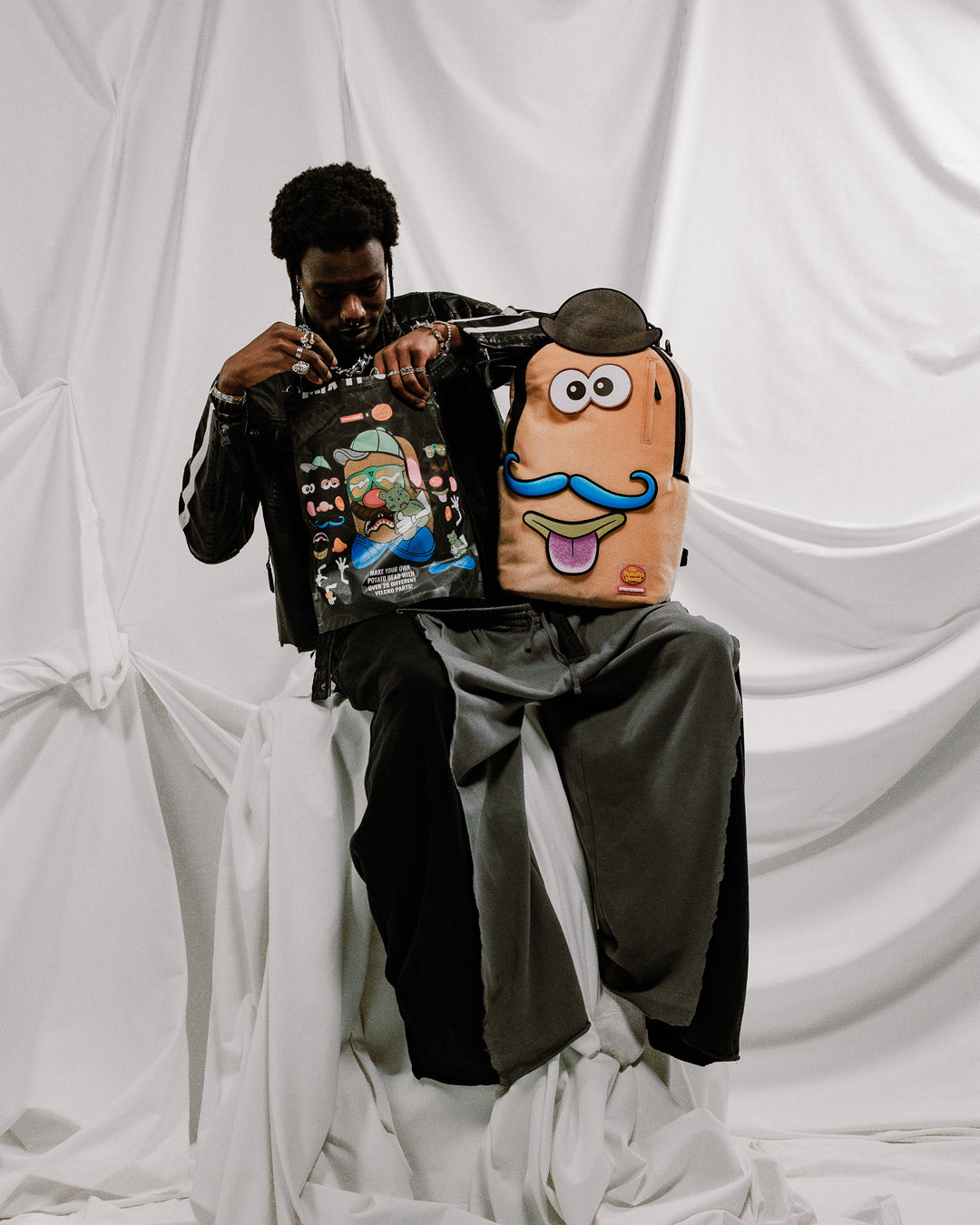 MR POTATO HEAD VELCRO PATCH MIX-IT-UP DLXSV BACKPACK - Image 2