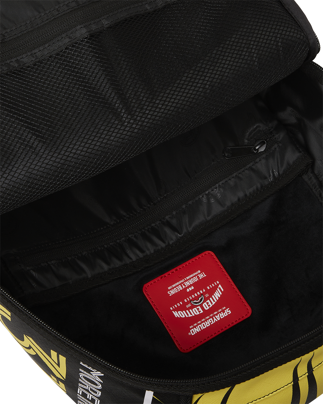 MLS COLUMBUS CREW STEVEN MOREIRA 9 BACKPACK - Image 8